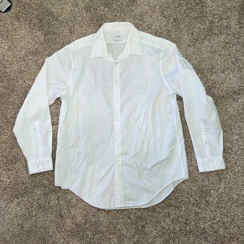 Calvin Klein Slim Fit Performance Non-Iron Dress Shirt – White – 16.5 / 32-33